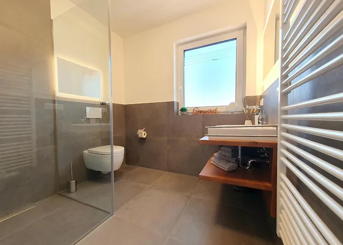 Berger Mit Eigenen Whirlpool Im Garten Dom wakacyjny *